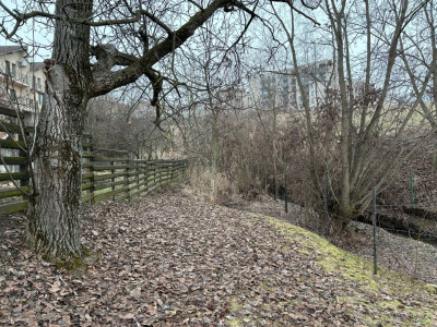  Casa demolabila in Andrei Muresanu , Teren 560 m2!