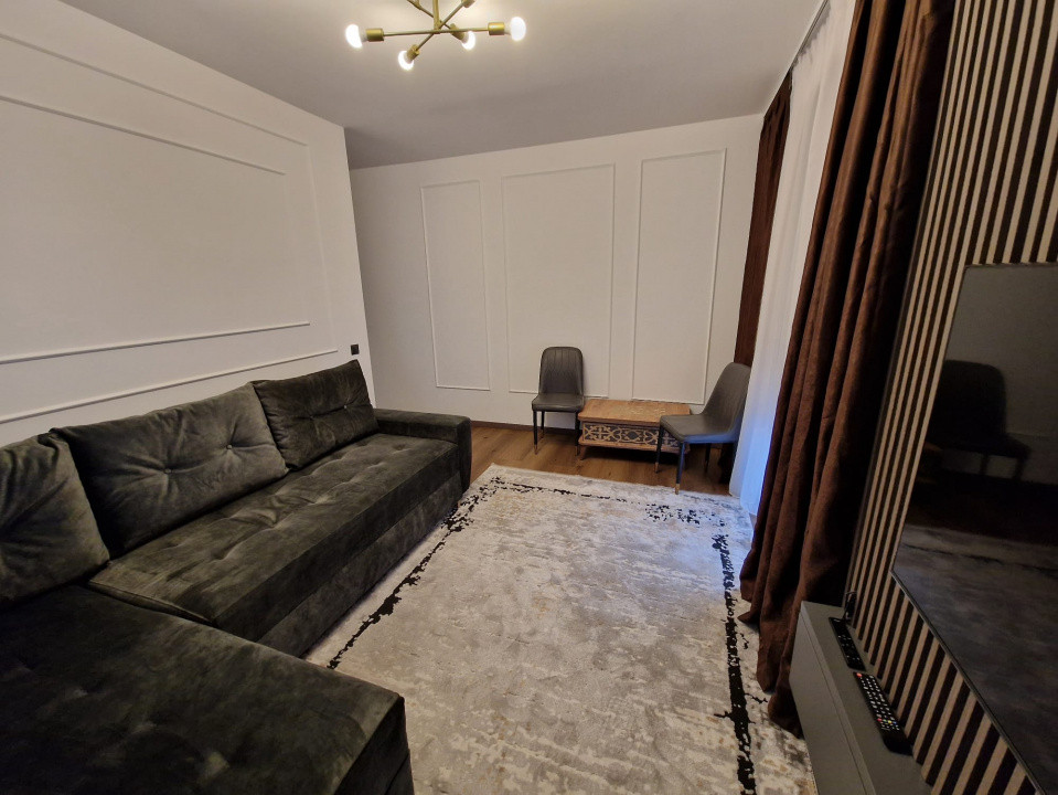 Apartament 3 camere, 82 mp, 2 terase, parcare si boxa, Frunzișului