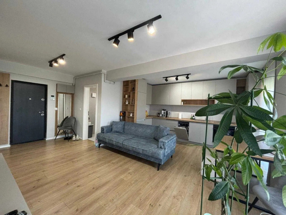 Apartament cu 2 camere, la cheie, etaj intermediar, Calea Baciului