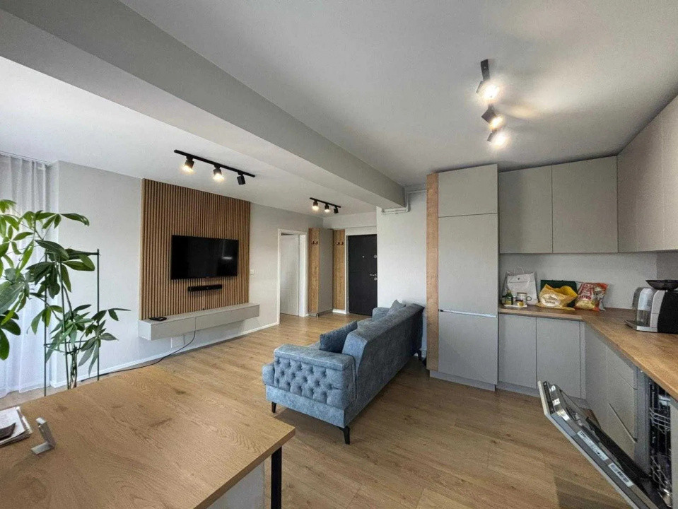 Apartament cu 2 camere, la cheie, etaj intermediar, Calea Baciului