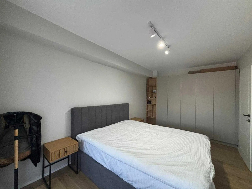 Apartament cu 2 camere, la cheie, etaj intermediar, Calea Baciului