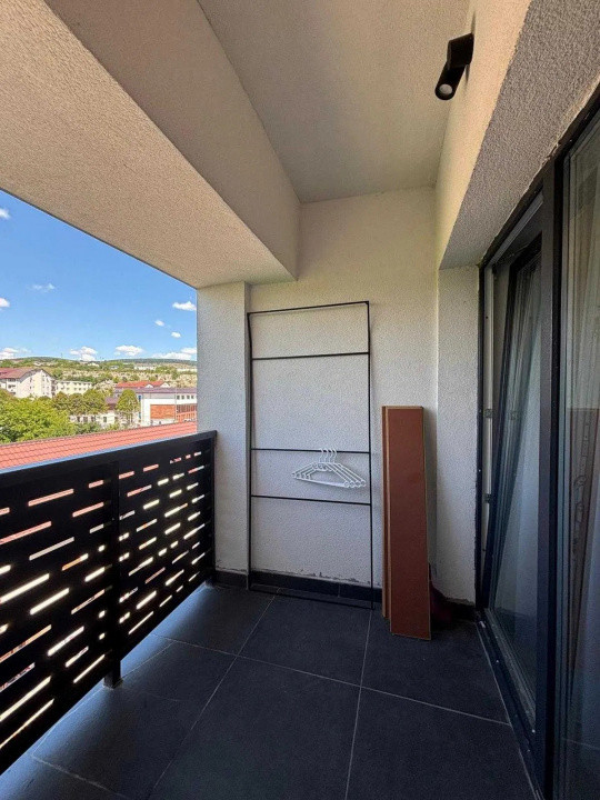 Apartament cu 2 camere, la cheie, etaj intermediar, Calea Baciului