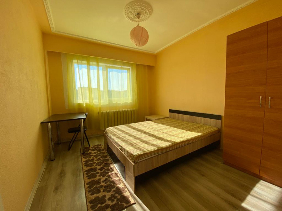 Apartament cu 3 camere decomandate, 67 mp , zona străzii Primăverii