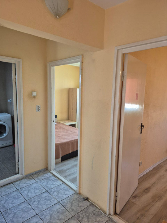 Apartament cu 3 camere decomandate, 67 mp , zona străzii Primăverii