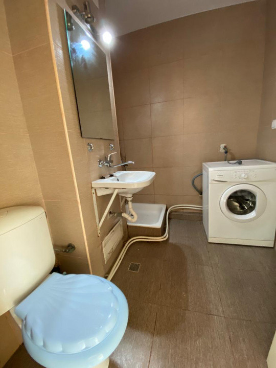 Apartament cu 3 camere decomandate, 67 mp , zona străzii Primăverii