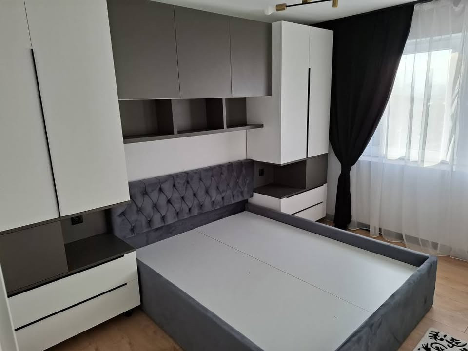 Apartament de 3 camere, etaj intermediar, zona strazii Calea Baciului