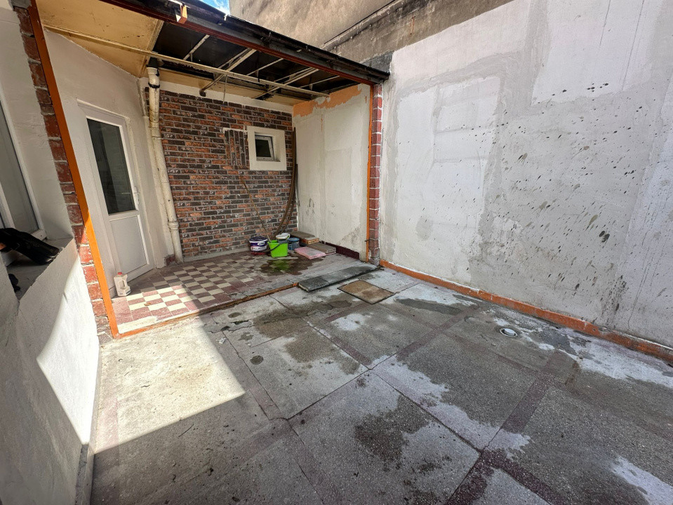 Casa individuala pretabilă pt birou, strada Clinicilor