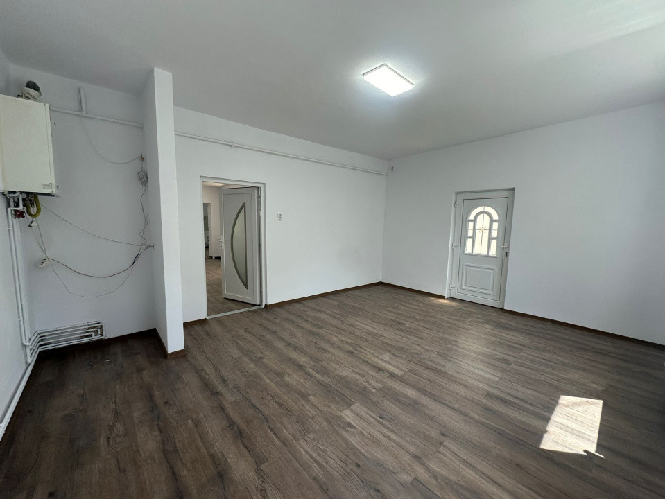 Casa individuala pretabilă pt birou, strada Clinicilor