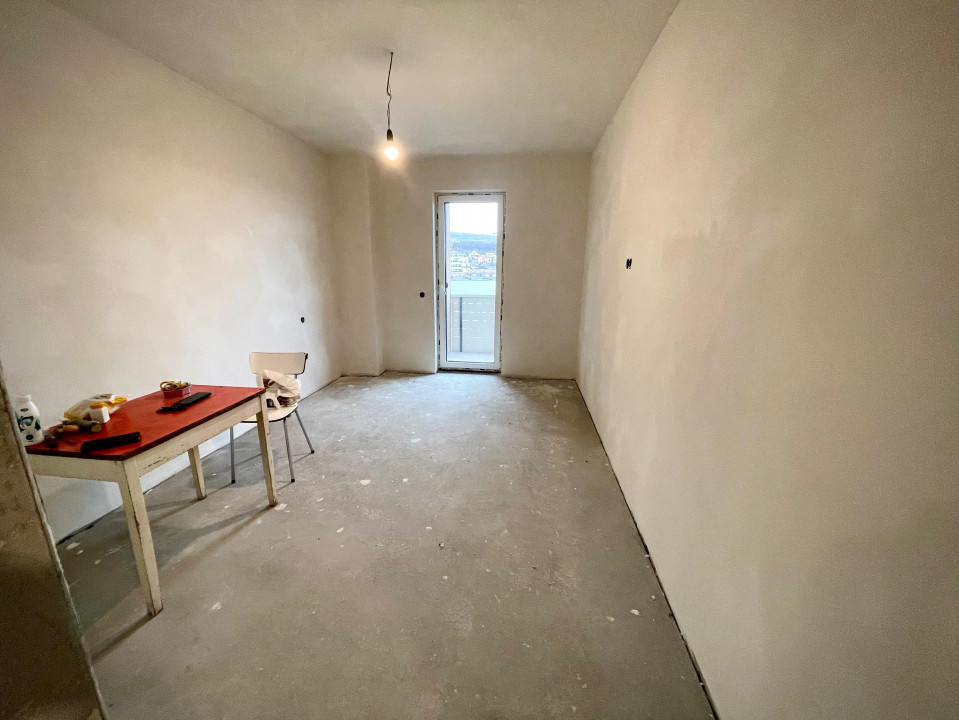 Apartament 3 camere, 91.43 mp + 2 balcoane, strada Oasului