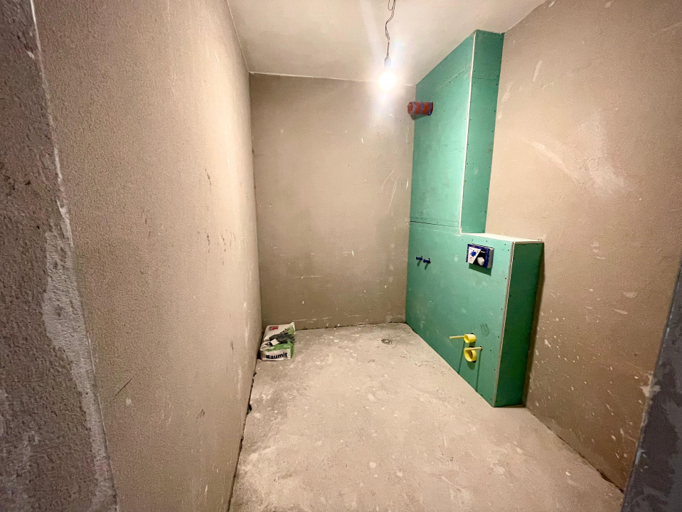 Apartament 3 camere, 91.43 mp + 2 balcoane, strada Oasului