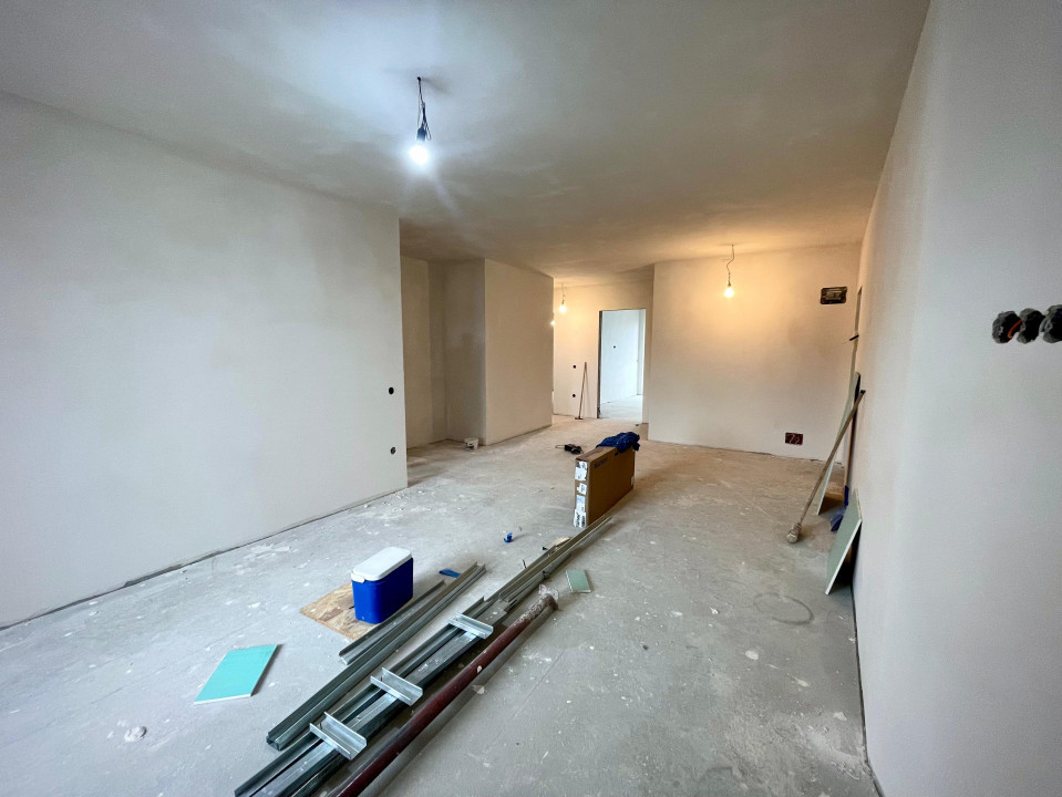 Apartament 3 camere, 91.43 mp + 2 balcoane, strada Oasului