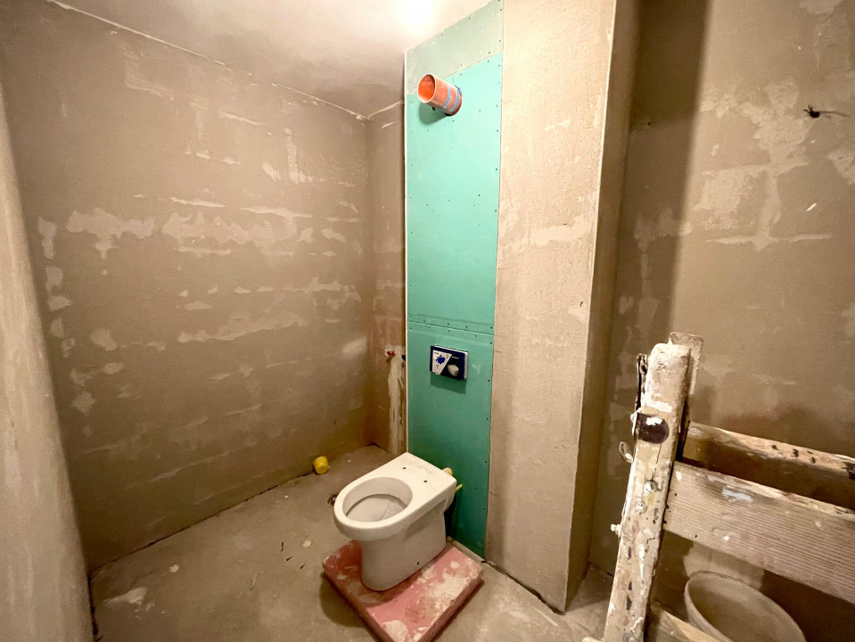 Apartament 3 camere, 91.43 mp + 2 balcoane, strada Oasului