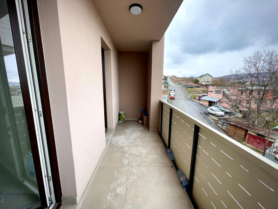 Apartament 3 camere, 91.43 mp + 2 balcoane, strada Oasului