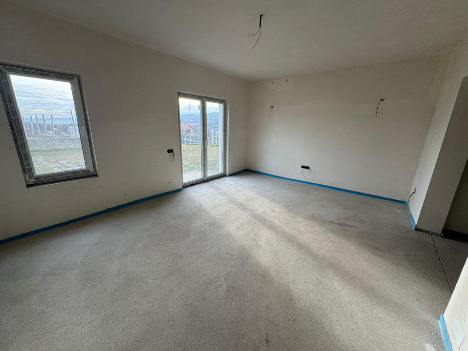 Duplex 120 mp, Terasa , Garaj , Gradina, zona Valea Chintaului!