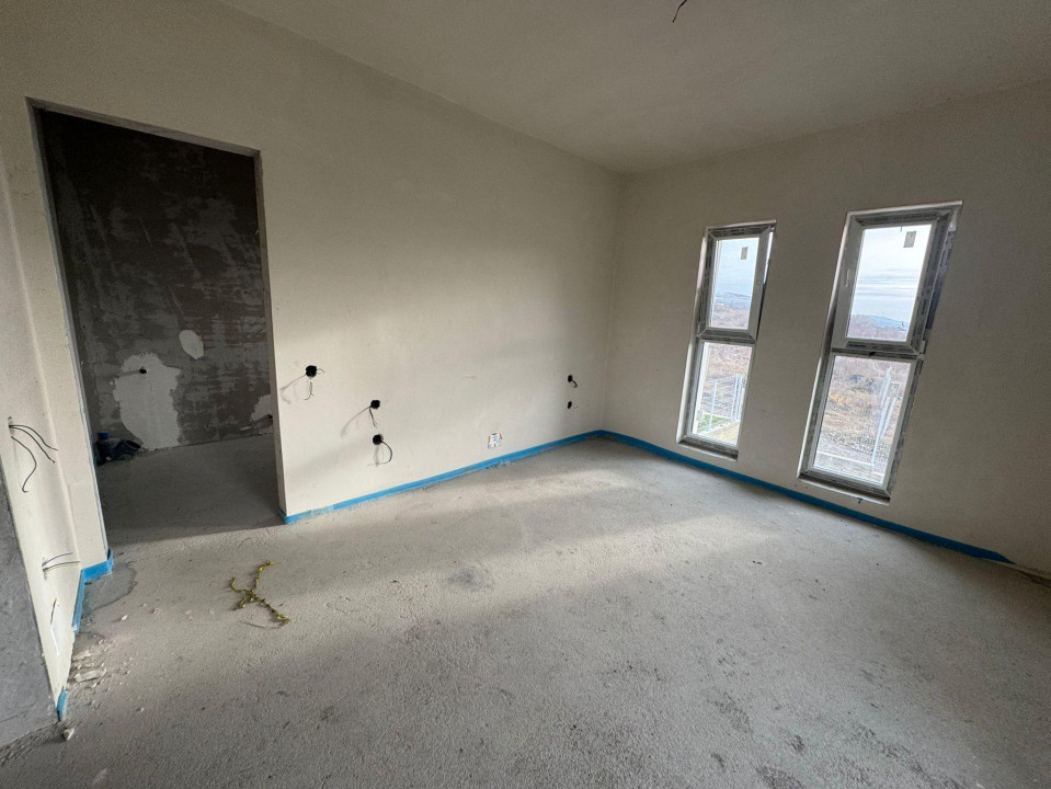 Duplex 120 mp, Terasa , Garaj , Gradina, zona Valea Chintaului!