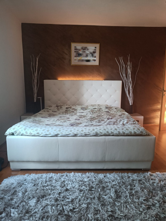 Apartament 3 camere de 100m2, etaj 1 , Andrei Muresanu!