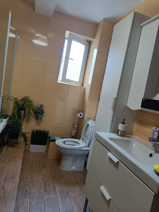 Apartament 3 camere de 100m2, etaj 1 , Andrei Muresanu!