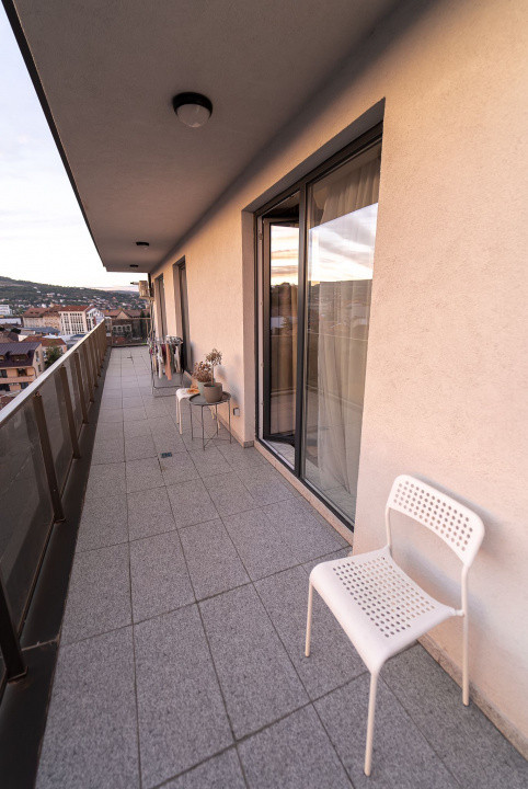 Semicentral Penthouse 3 camere 85 mp + terasă panoramică 2 parcari subterane