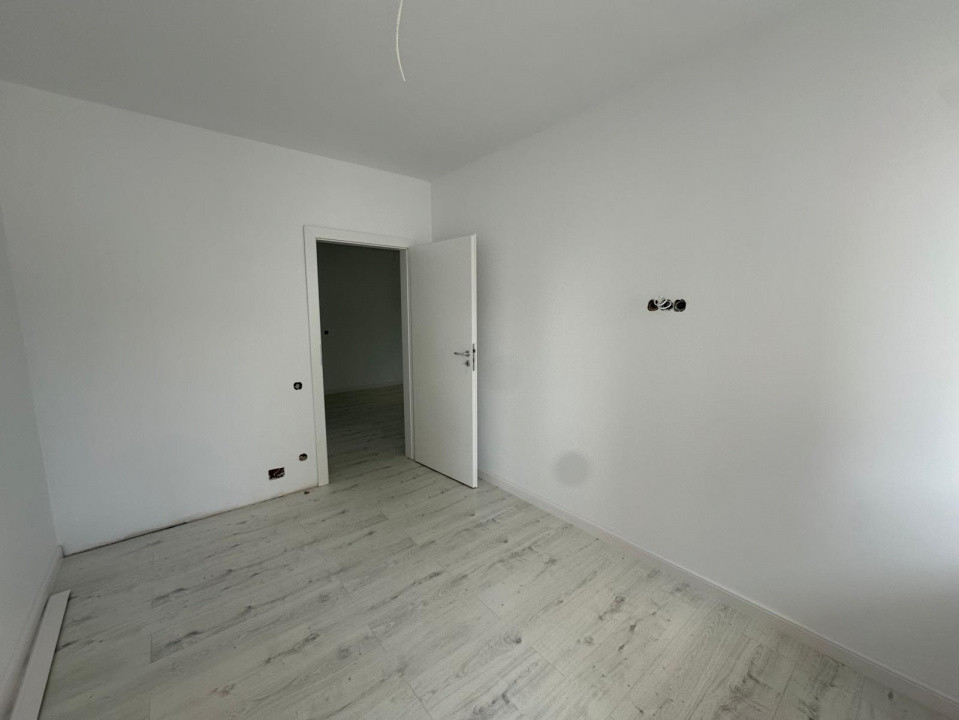 Apartament cu 2 camerele 1 minut de mers pe jos pana la Vivo