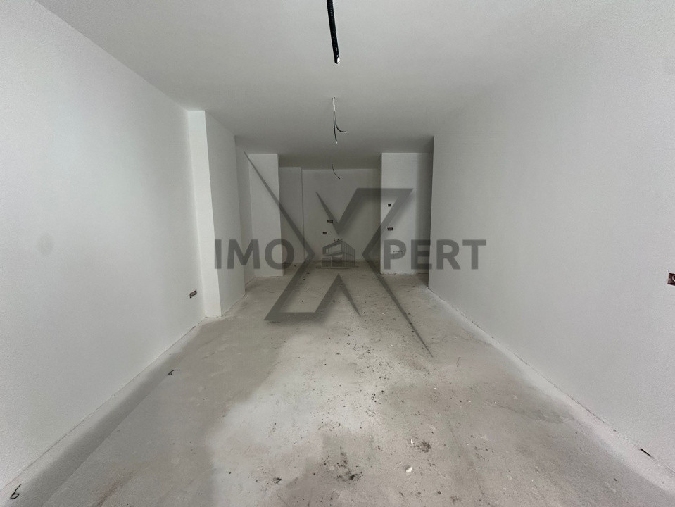 Apartament 4 camere bloc nou zona Intre Lacuri 