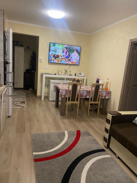 Apartament cu 3 camere etaj intermediar zona Petrom Baciu 