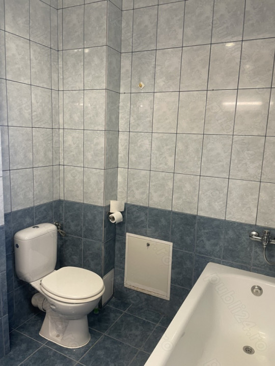 Apartament cu 3 camere, 2 balcoane, 1 terasa, 68mp utili, Manastur zona Nora