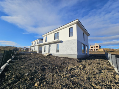 Comision 0 !!! Casa individuala Chinteni, 120 mp + 500mp teren