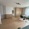 Studio spațios cu nișă de dormit | 45 mp utili | Parter | Mobilat