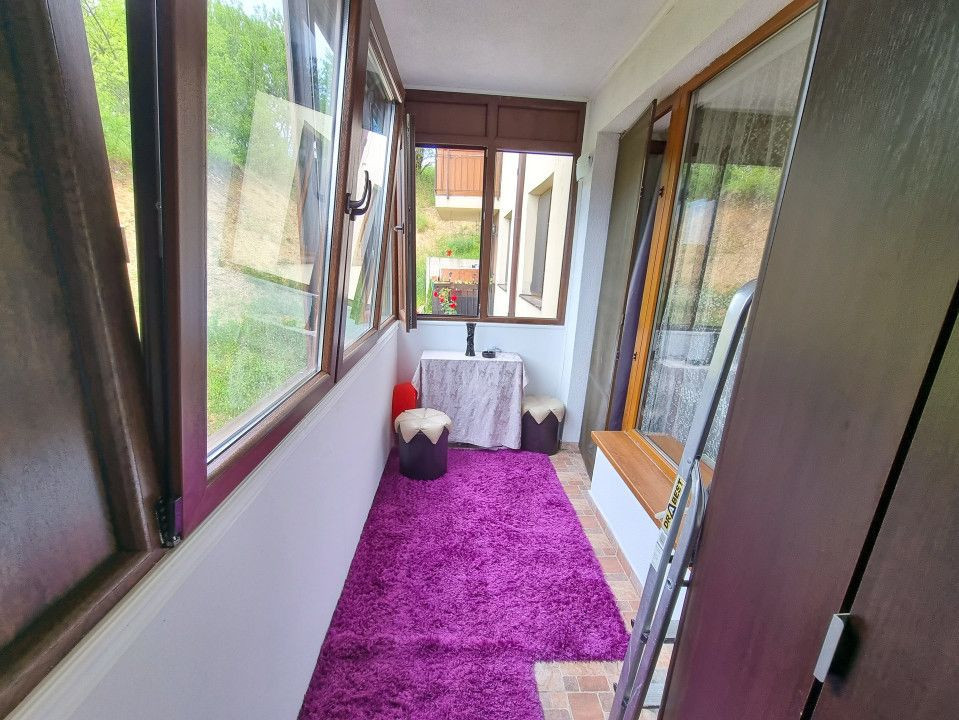 Apartament cu 2 camere mobilat si utilat etaj 1/5 zona Petrom Baciu 