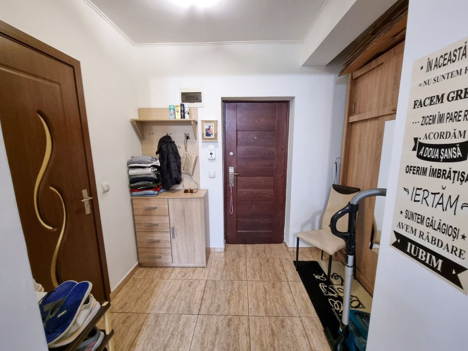 Apartament cu 2 camere mobilat si utilat etaj 1/5 zona Petrom Baciu 