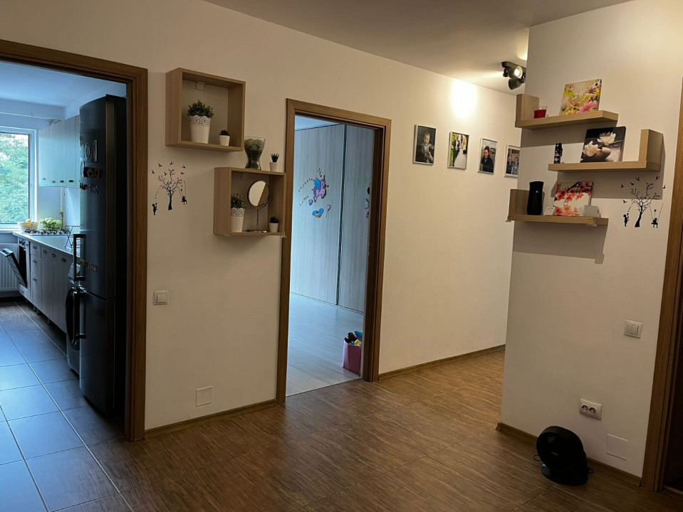 Apartament 2 camere de vânzare, 64 mp la cheie, zona Vivo/BMW, cu parcare