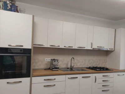 Apartament 2 camere, etaj intermediar, Apahida