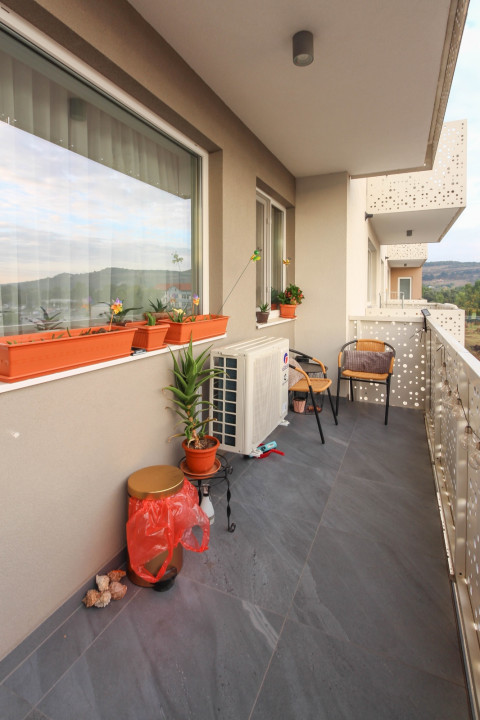Apartament Modern 3 Camere cu Parcare - Zona Vivo!