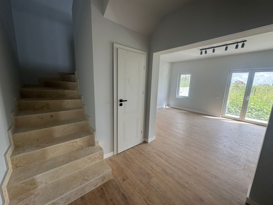 Duplex, Finisat, 4 camere, 3 bai, Teren 370 , Complex Nou!