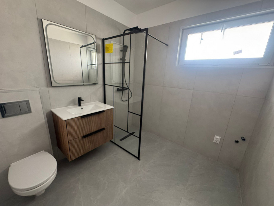 Duplex, Finisat, 4 camere, 3 bai, Teren 370 , Complex Nou!