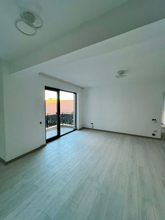 Apartament 3 camere – 69,8 mp + balcon, parcare subterană