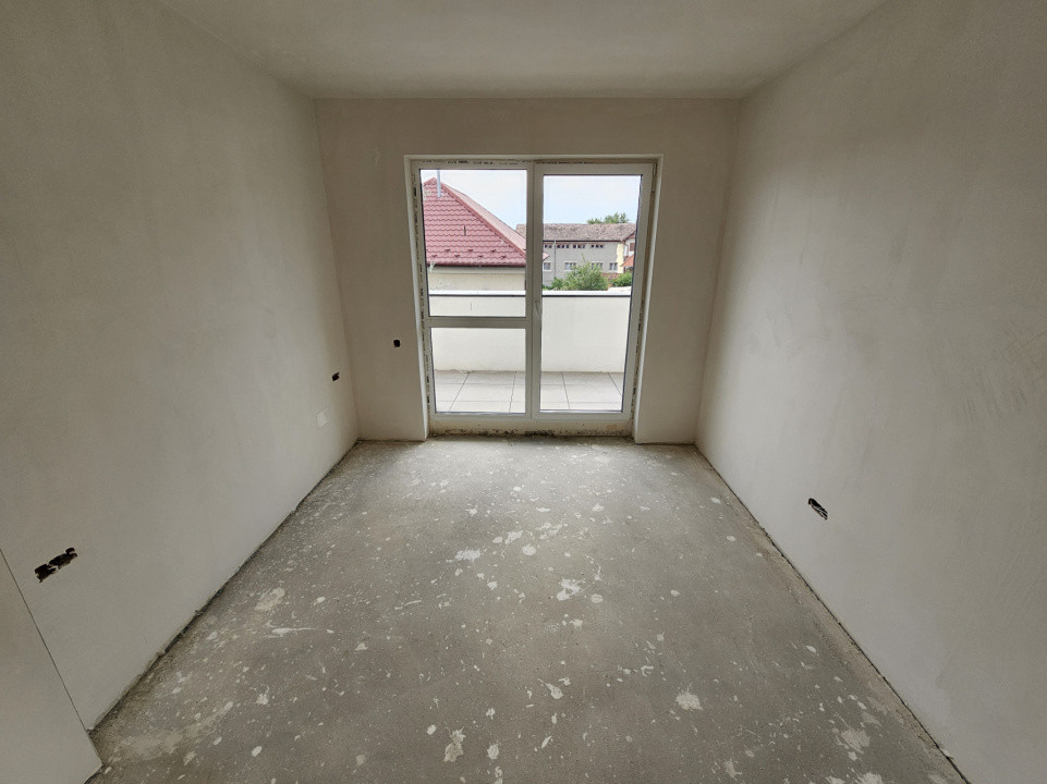 Apartament 4 camere, terasa 100mp, prientare sud cu priveliste