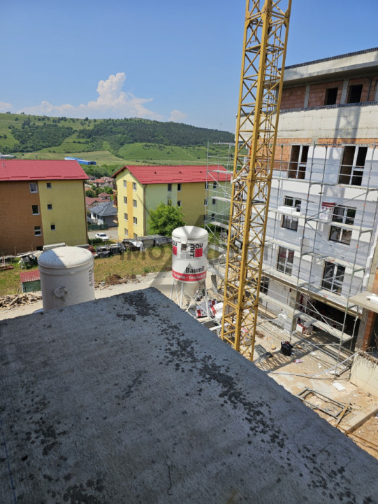 Apartament 3 camere, doua bai, orientare Vest , Baciu Regal 