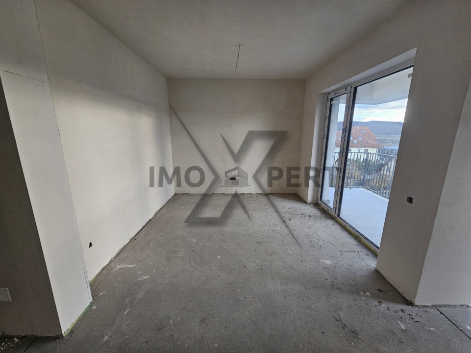 Apartament 2 camere, Terasa de 35 mp , Baciu Regal 