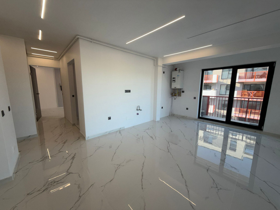 Apartament 3 camere, terasa 20 mp, 2 bai, zona Vivo 