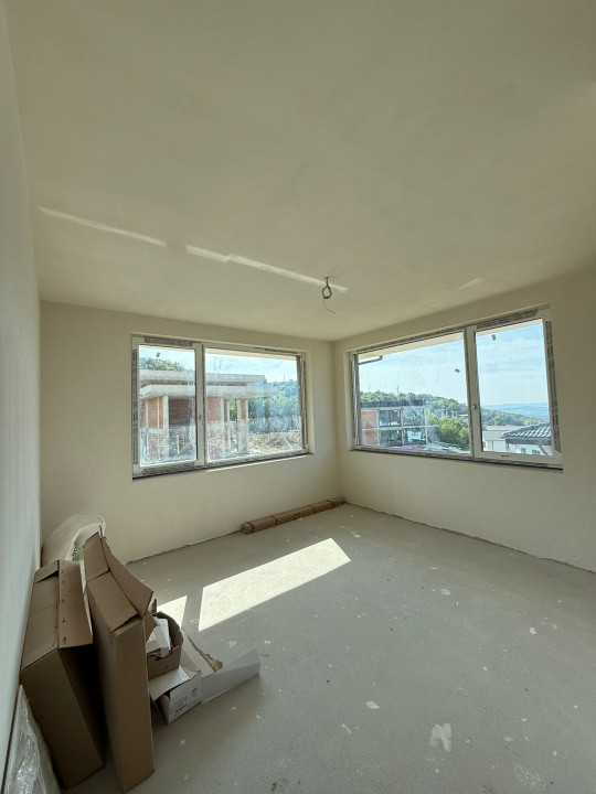 Exclusiv!Casa individuala 300m2 utili ,teren generos, View,Wonderland!