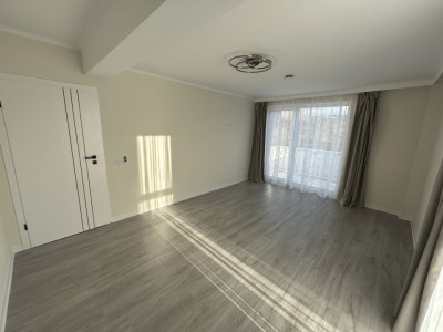Apartament 2 camere, etaj intermediar, Elite City