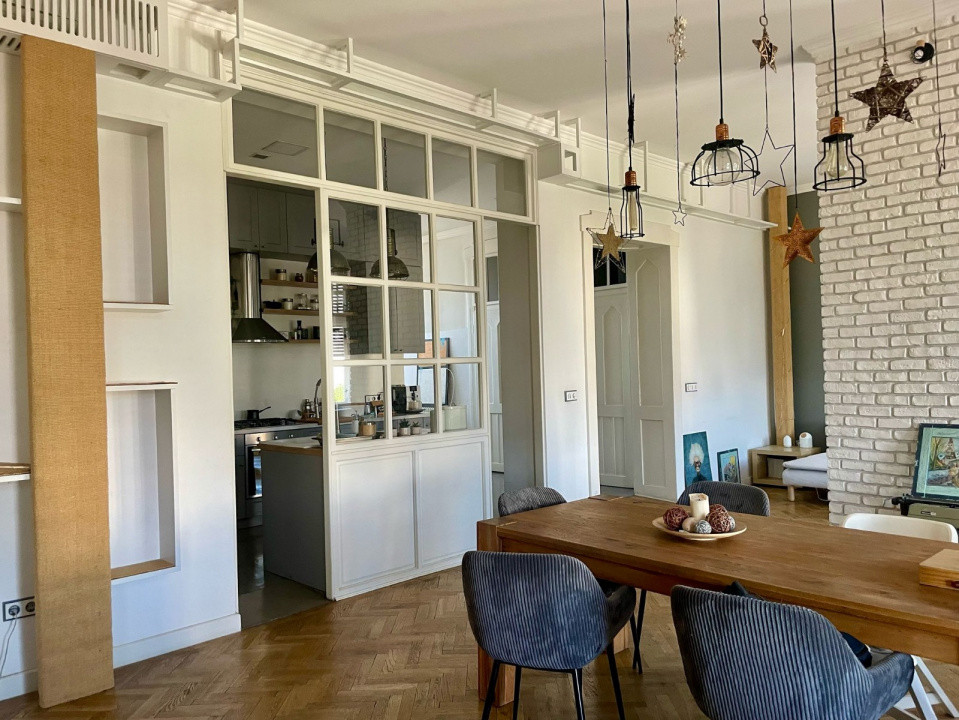 Apartament superb, 3 camere, 120 mp, Clădire istorică, Calea Dorobanților