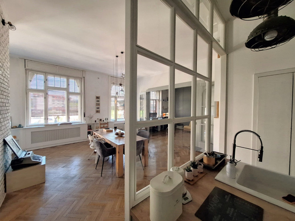 Apartament superb, 3 camere, 120 mp, Clădire istorică, Calea Dorobanților