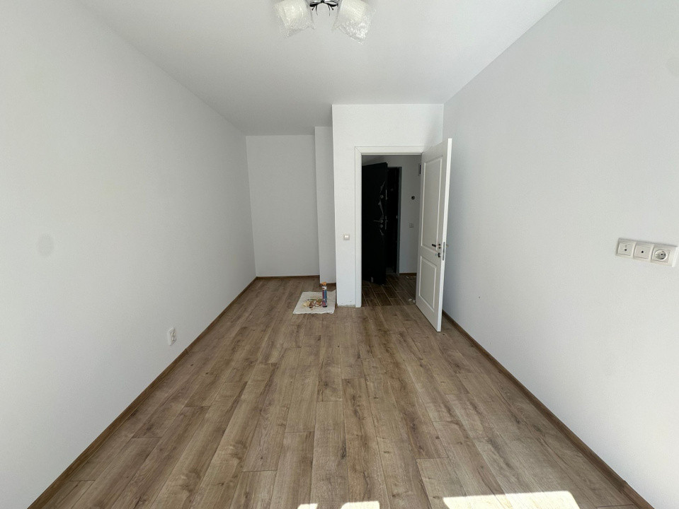 Apartament 2 camere, finisat,  în zona Vivo 