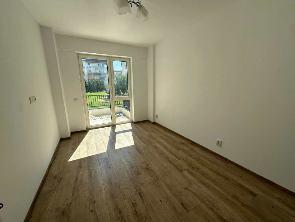 Apartament 2 camere, finisat,  în zona Vivo 