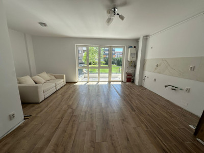Apartament 2 camere, finisat,  în zona Vivo 