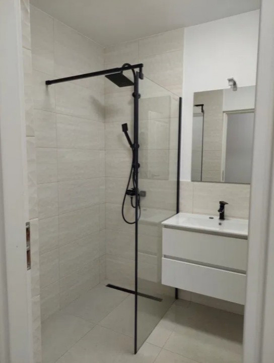 Apartamente 2 camere, finisat, mobilat bloc nou, Dambu Rotund