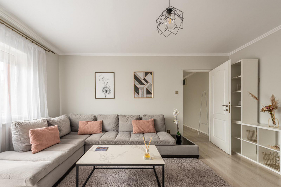 Apartament 2 camere , etaj 1, zona Iulius Mall