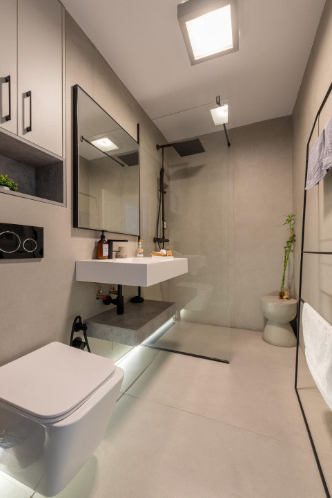 Apartament 2 camere , etaj 1, zona Iulius Mall